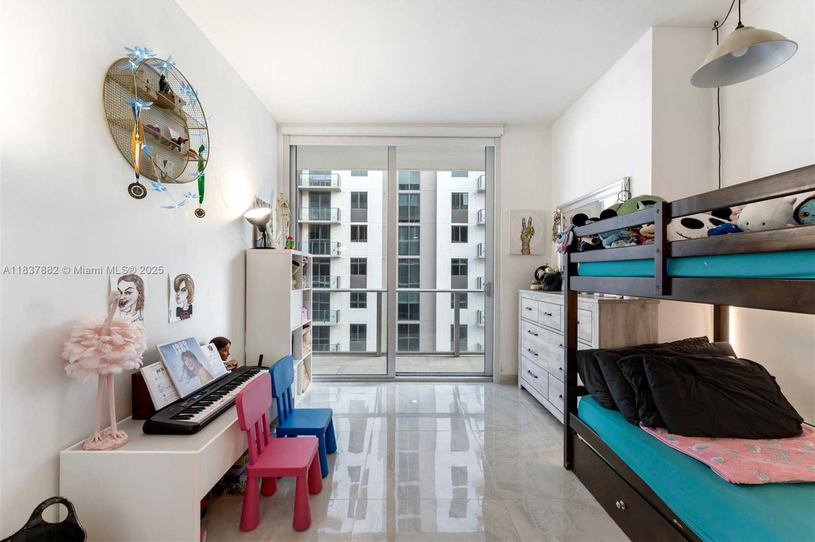 Small Image of 1010 SOUTH WEST 2ND AVE #LPH04, Miami Number 22