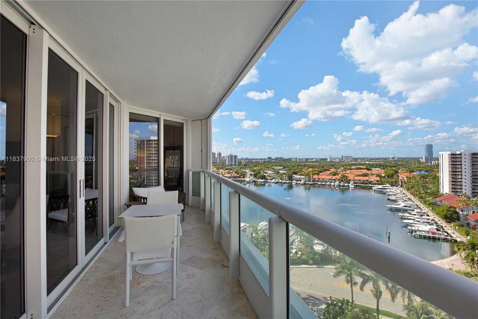 Small Image of 21055 YACHT CLUB DR #1504, Aventura Number 22