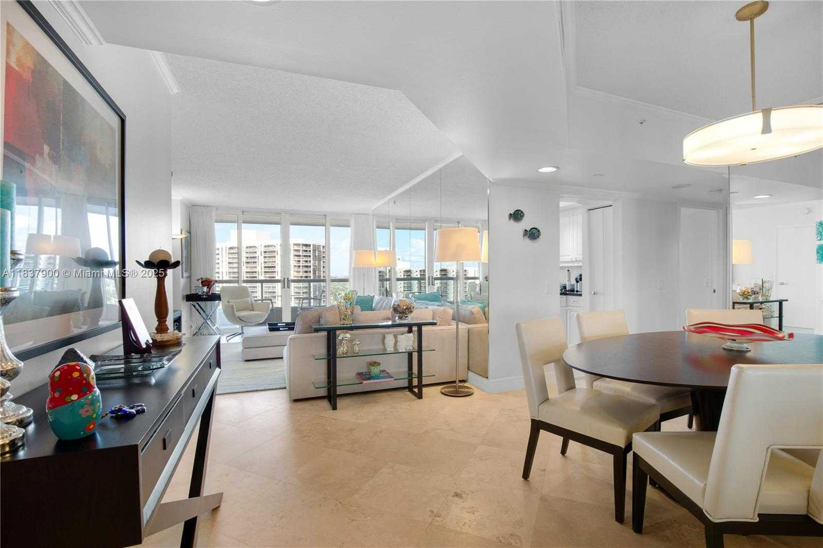 Small Image of 21055 YACHT CLUB DR #1504, Aventura Number 5
