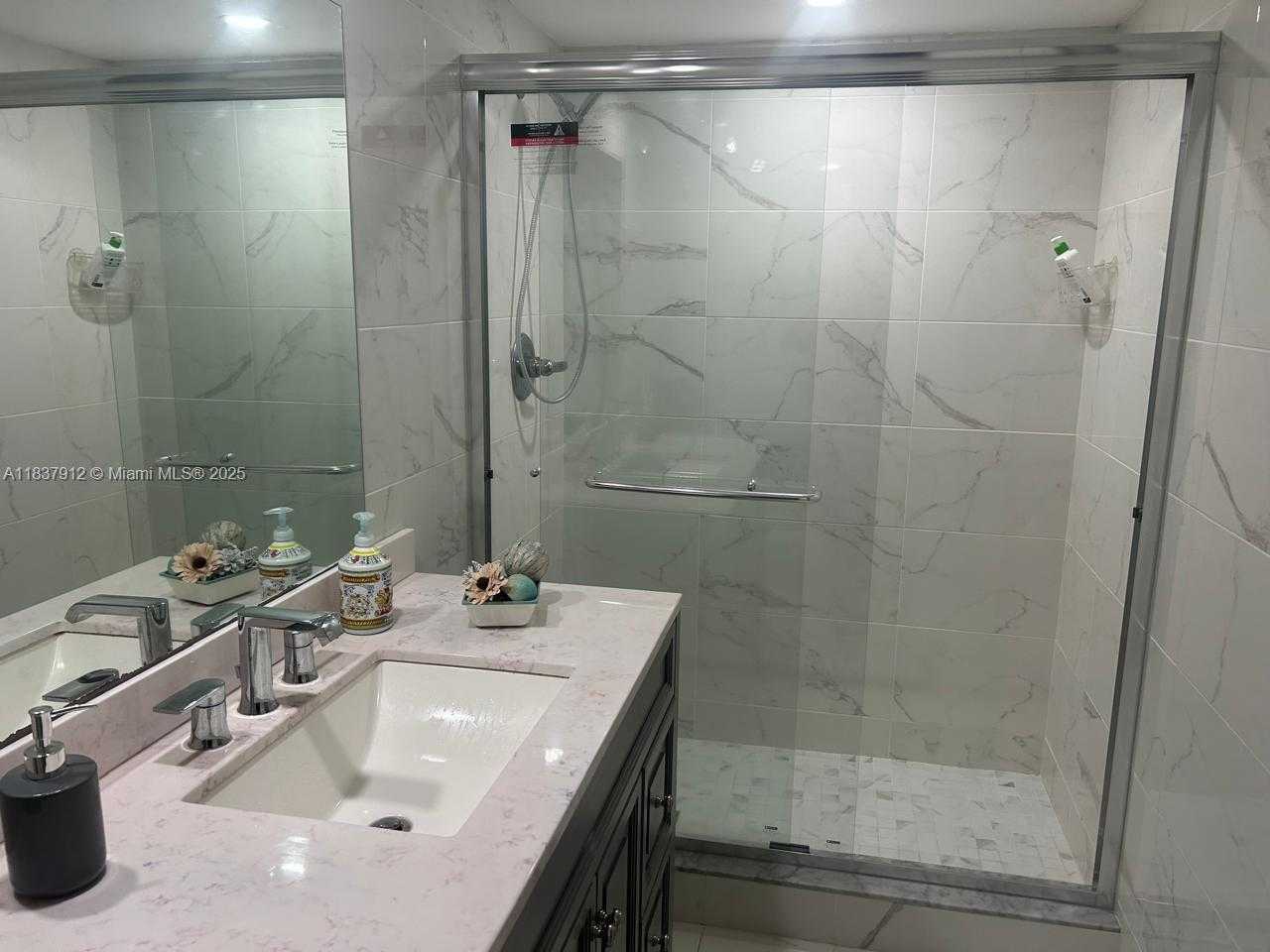 Small Image of 1849 SOUTH OCEAN DR #1407, Hallandale Beach Number 10