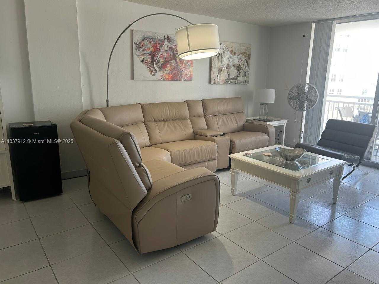Small Image of 1849 SOUTH OCEAN DR #1407, Hallandale Beach Number 18