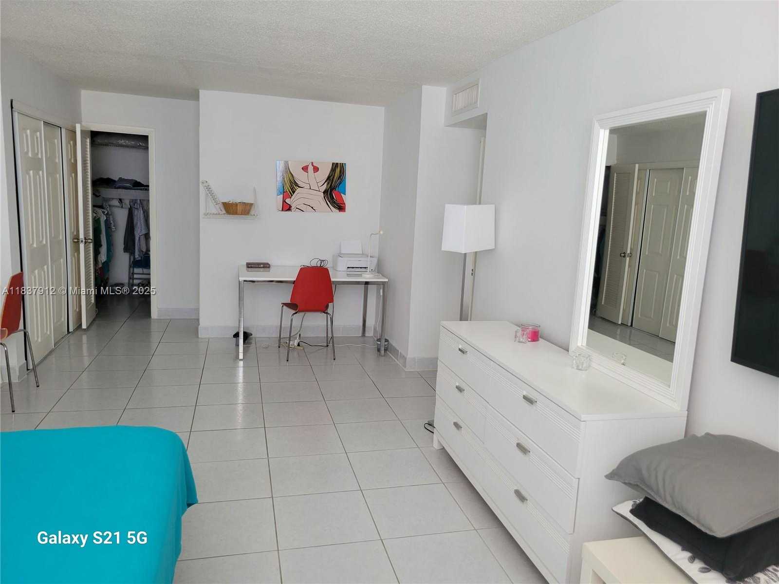 Small Image of 1849 SOUTH OCEAN DR #1407, Hallandale Beach Number 4