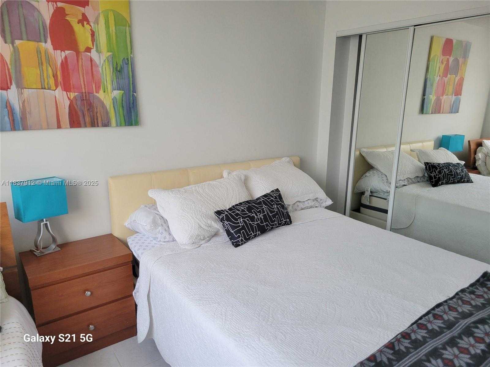Small Image of 1849 SOUTH OCEAN DR #1407, Hallandale Beach Number 6