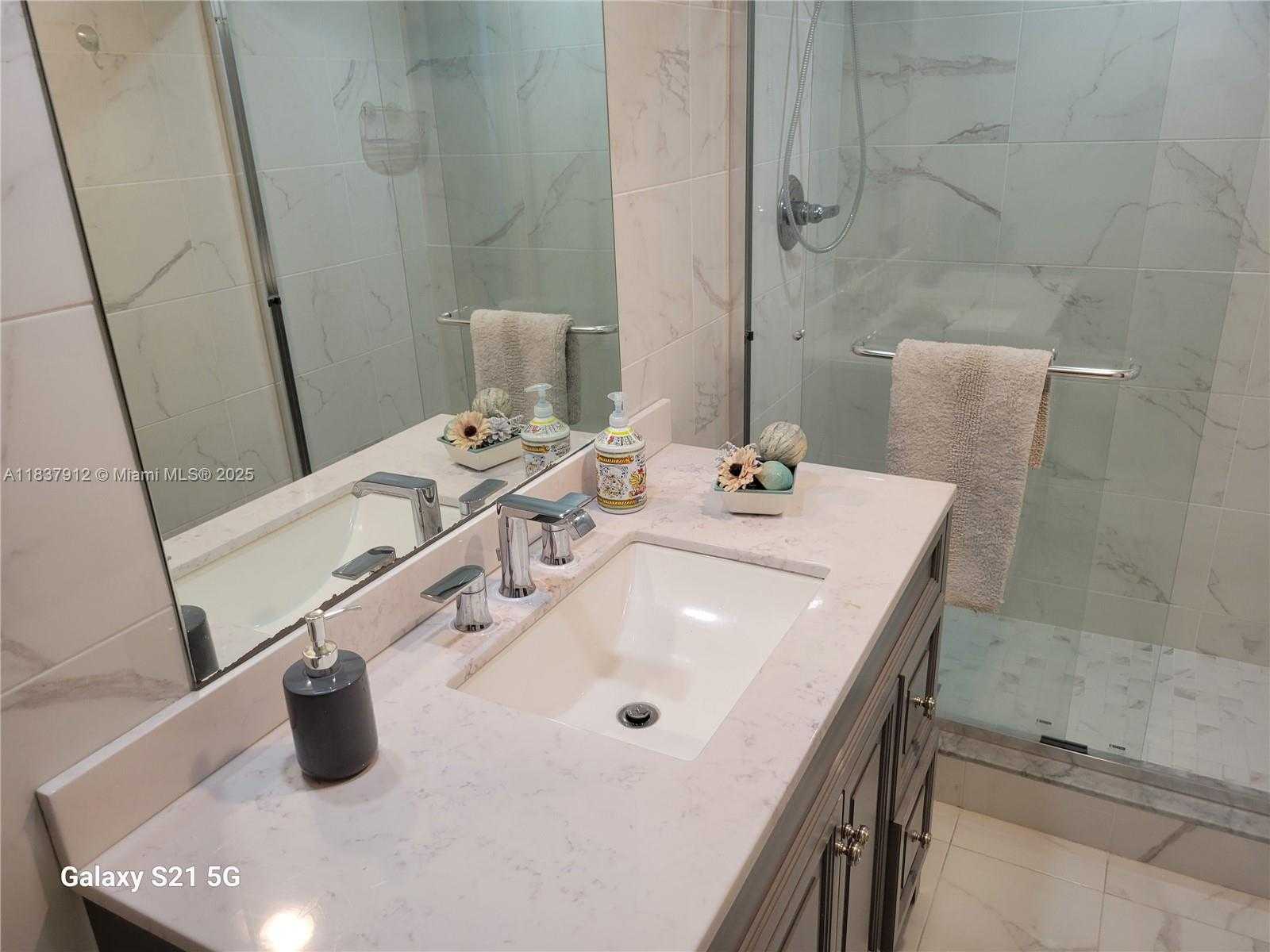 Small Image of 1849 SOUTH OCEAN DR #1407, Hallandale Beach Number 7