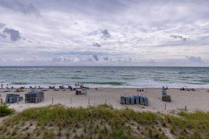 Small Image of 4010 SOUTH OCEAN DR #T3501, Hollywood Number 14