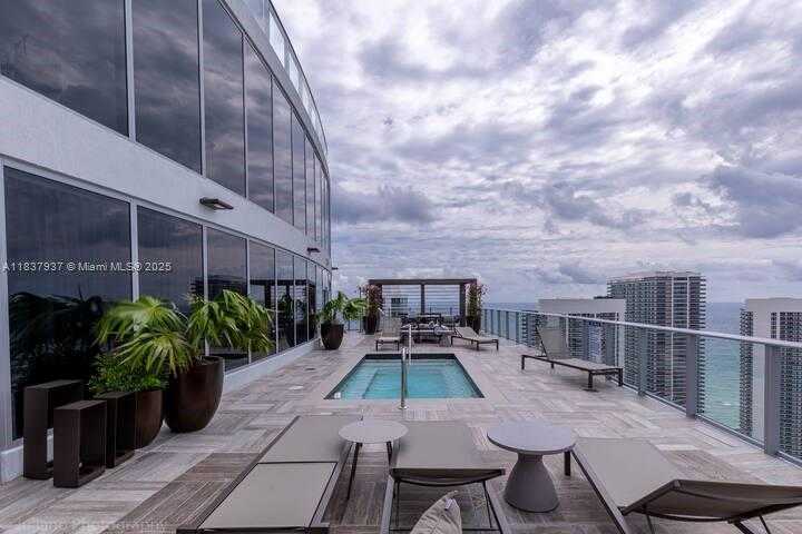 Small Image of 4010 SOUTH OCEAN DR #T3501, Hollywood Number 17