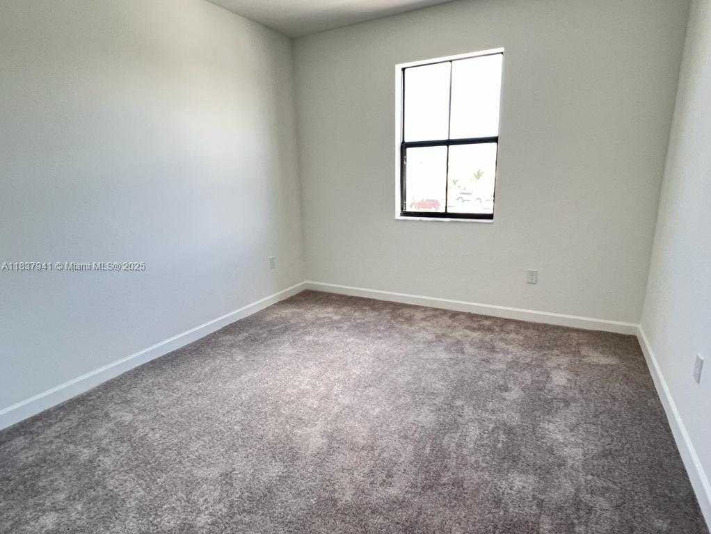 Small Image of 24480 SOUTH WEST 119TH PL, Homestead Number 22