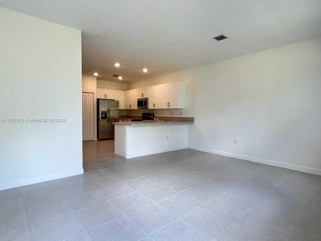 Small Image of 24480 SOUTH WEST 119TH PL, Homestead Number 6