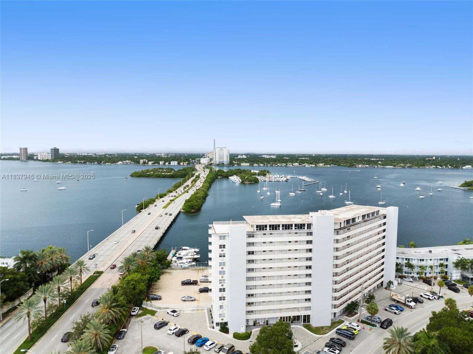 Small Image of 7904 WEST DR #901, North Bay Village Number 16