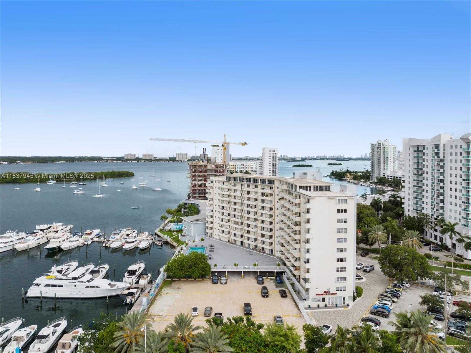 Small Image of 7904 WEST DR #901, North Bay Village Number 17