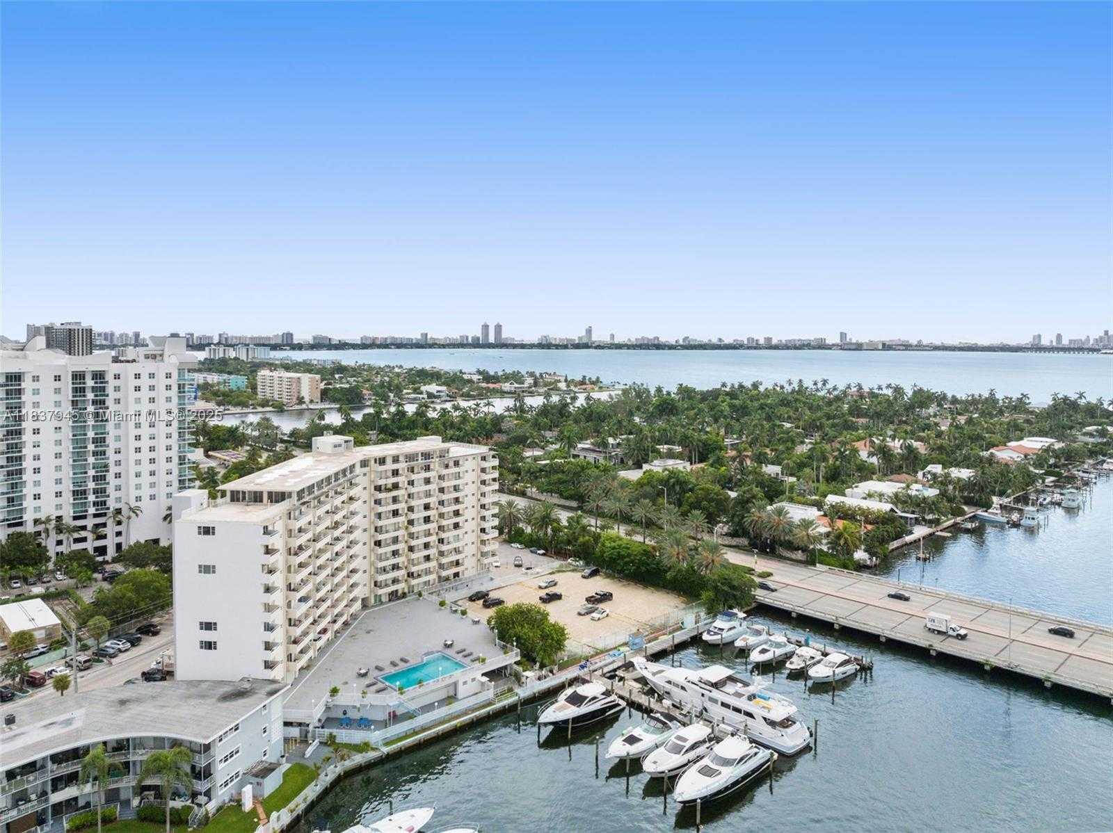 Small Image of 7904 WEST DR #901, North Bay Village Number 18