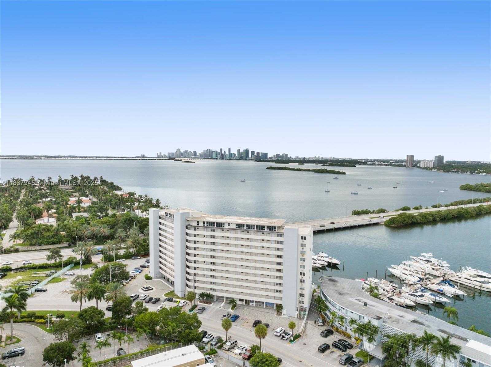 Small Image of 7904 WEST DR #901, North Bay Village Number 19