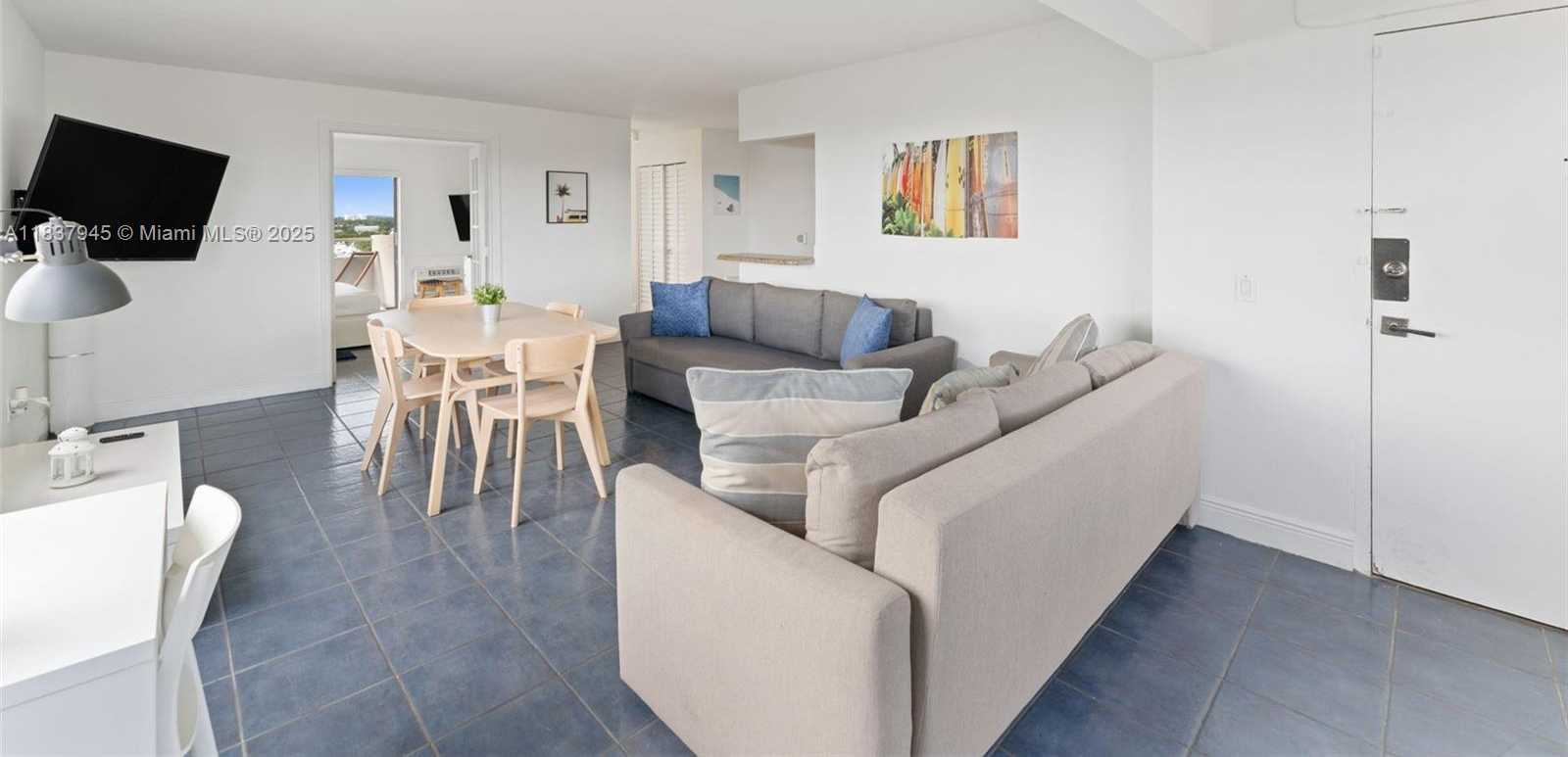 Small Image of 7904 WEST DR #901, North Bay Village Number 5