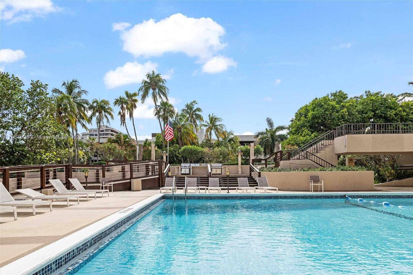 Small Image of Key Biscayne Number 18
