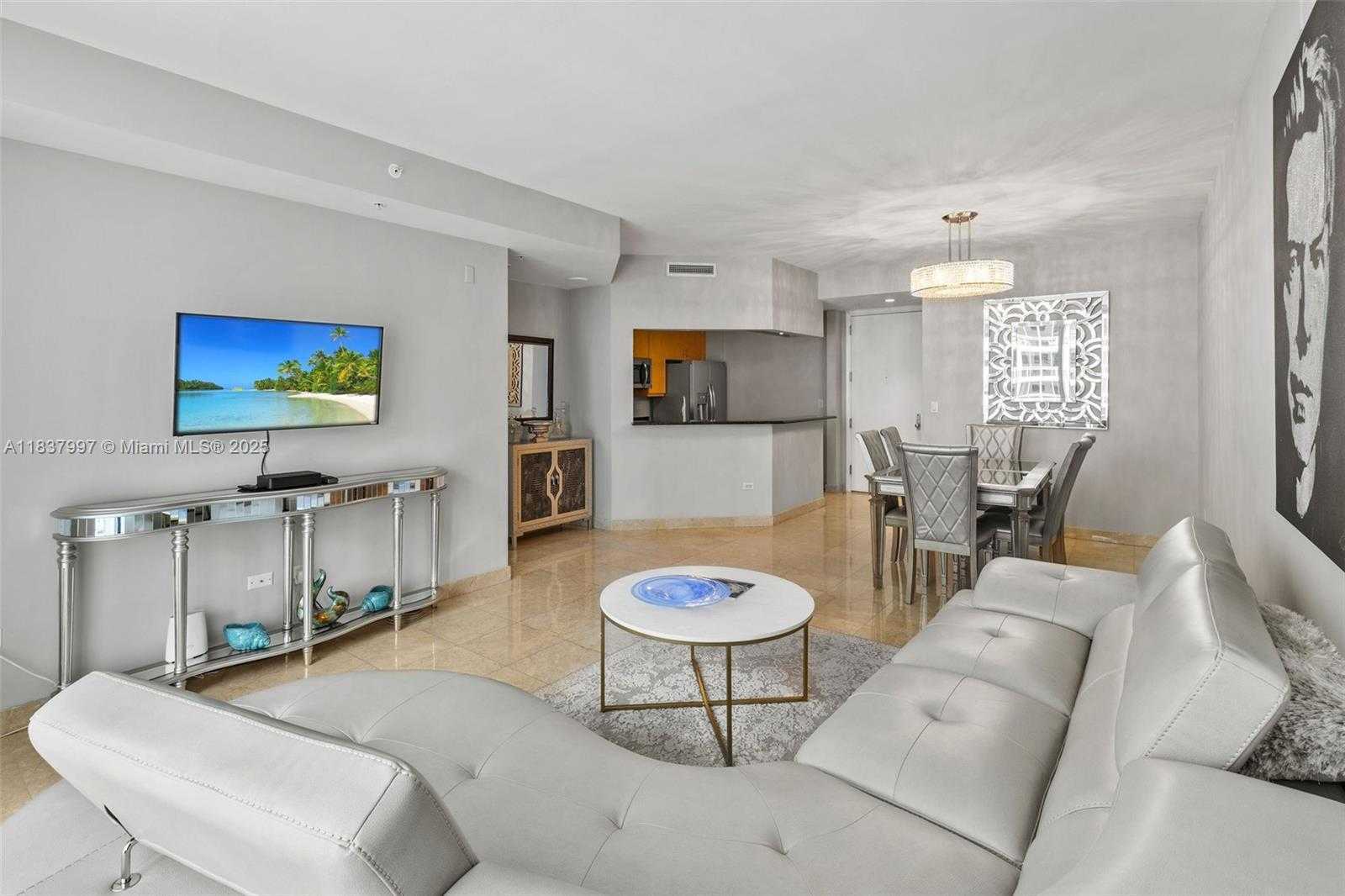 Small Image of 801 BRICKELL KEY BLVD #2006, Miami Number 12