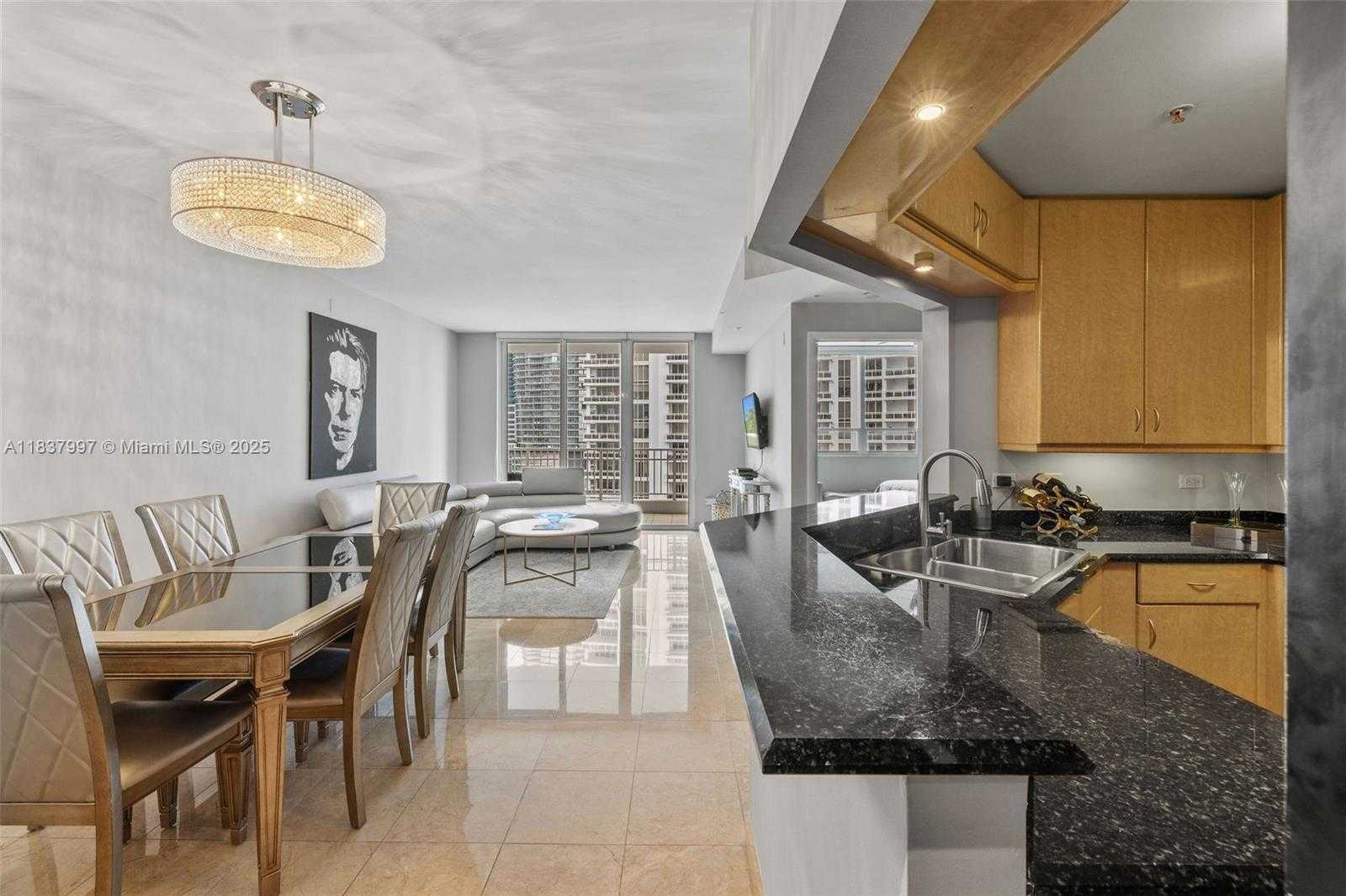 Small Image of 801 BRICKELL KEY BLVD #2006, Miami Number 22