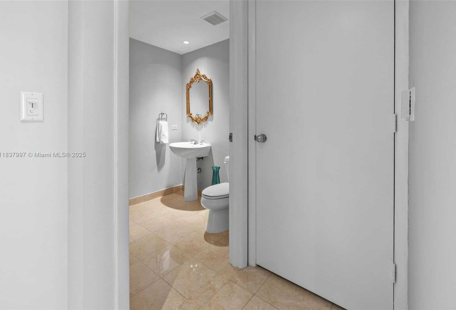 Small Image of 801 BRICKELL KEY BLVD #2006, Miami Number 24