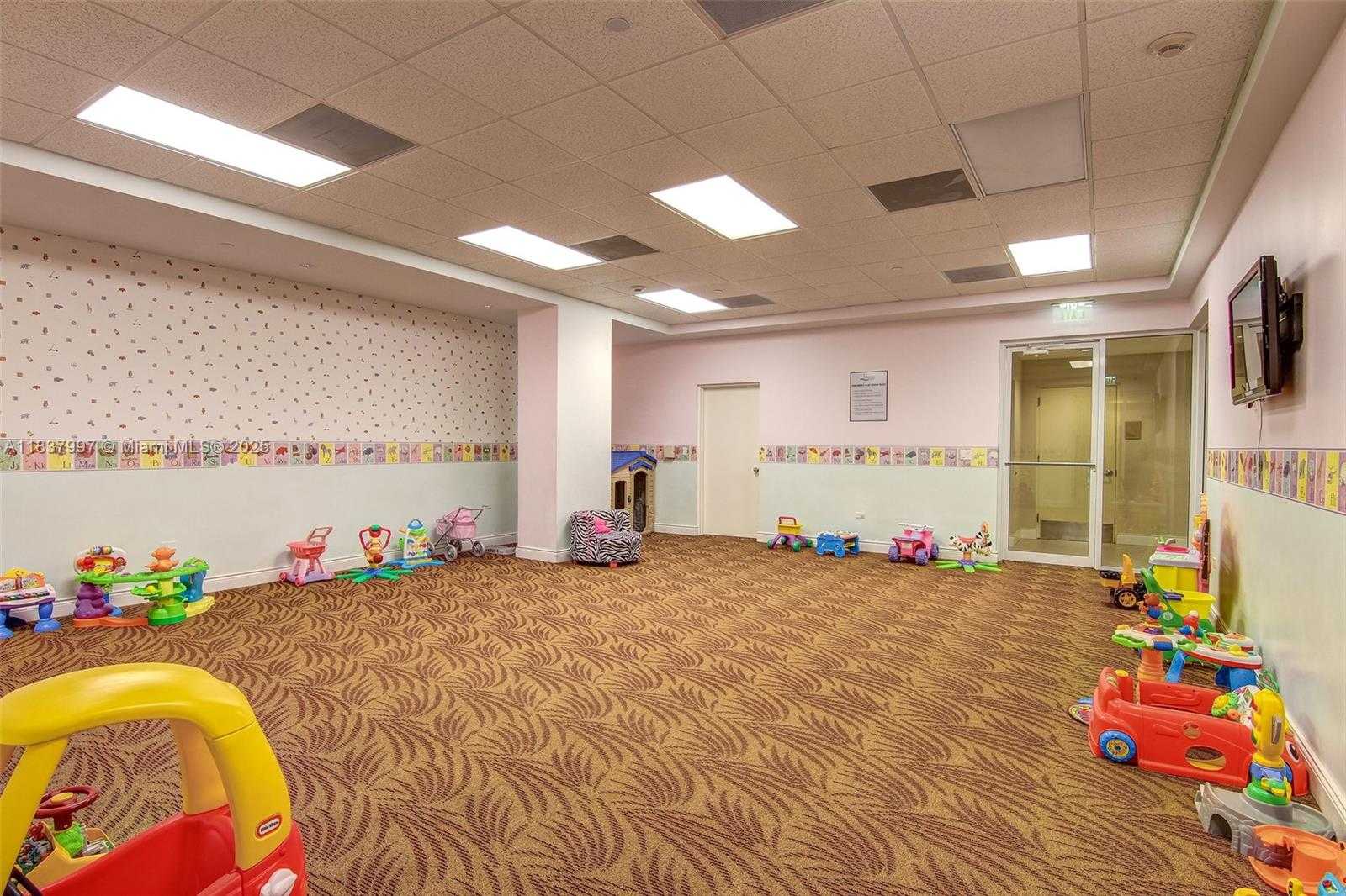 Small Image of 801 BRICKELL KEY BLVD #2006, Miami Number 50
