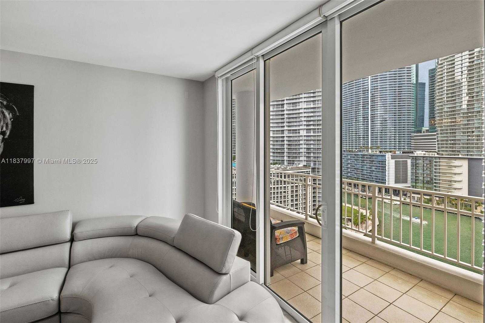 Small Image of 801 BRICKELL KEY BLVD #2006, Miami Number 7