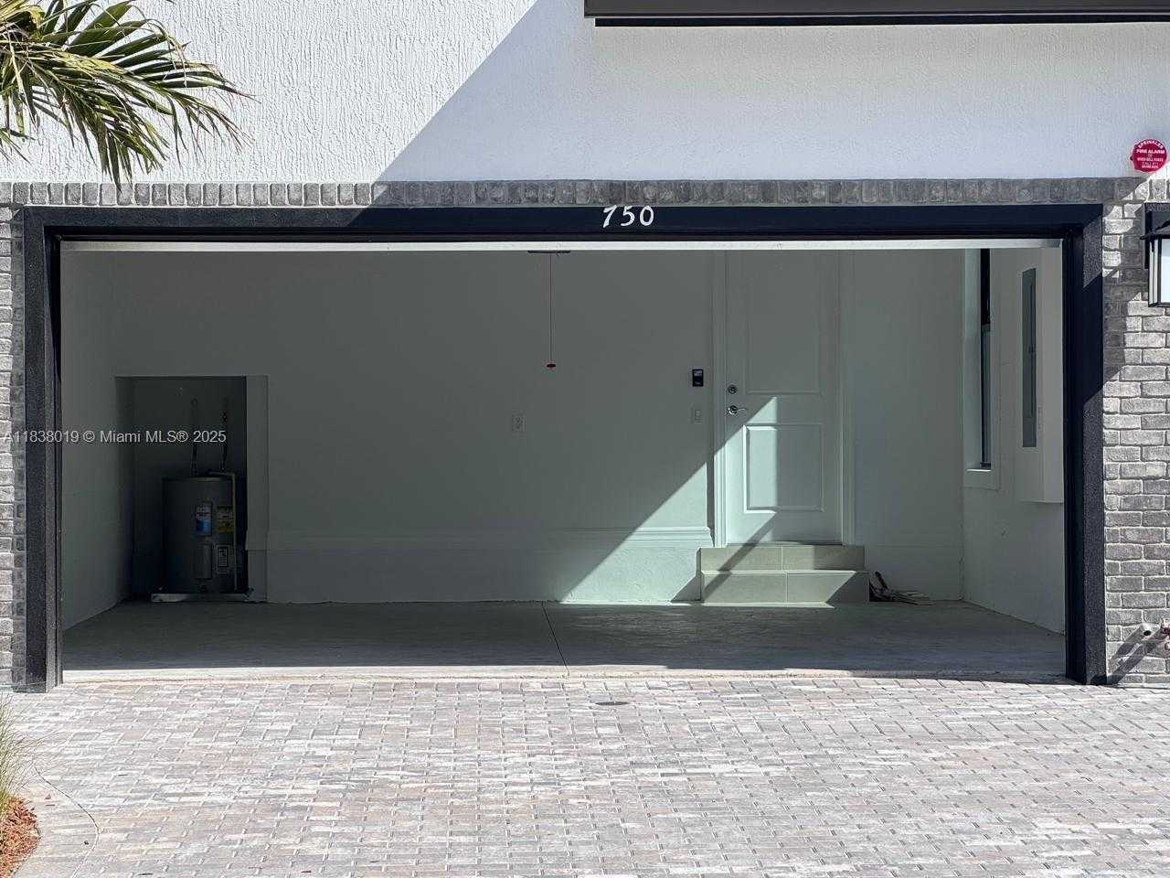 Small Image of 750 NORTH WEST 82ND TER, Plantation Number 13