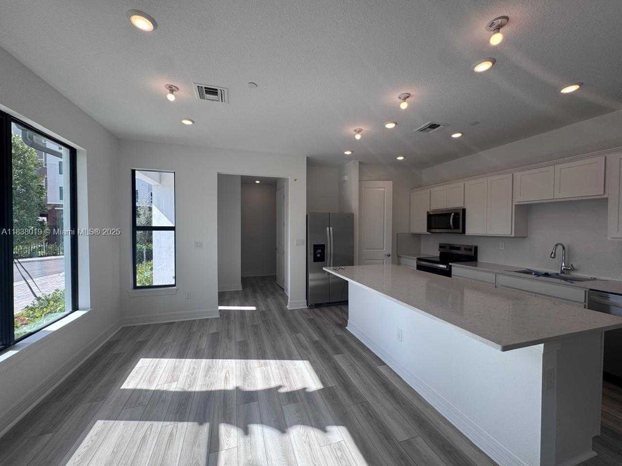 Small Image of 750 NORTH WEST 82ND TER, Plantation Number 15