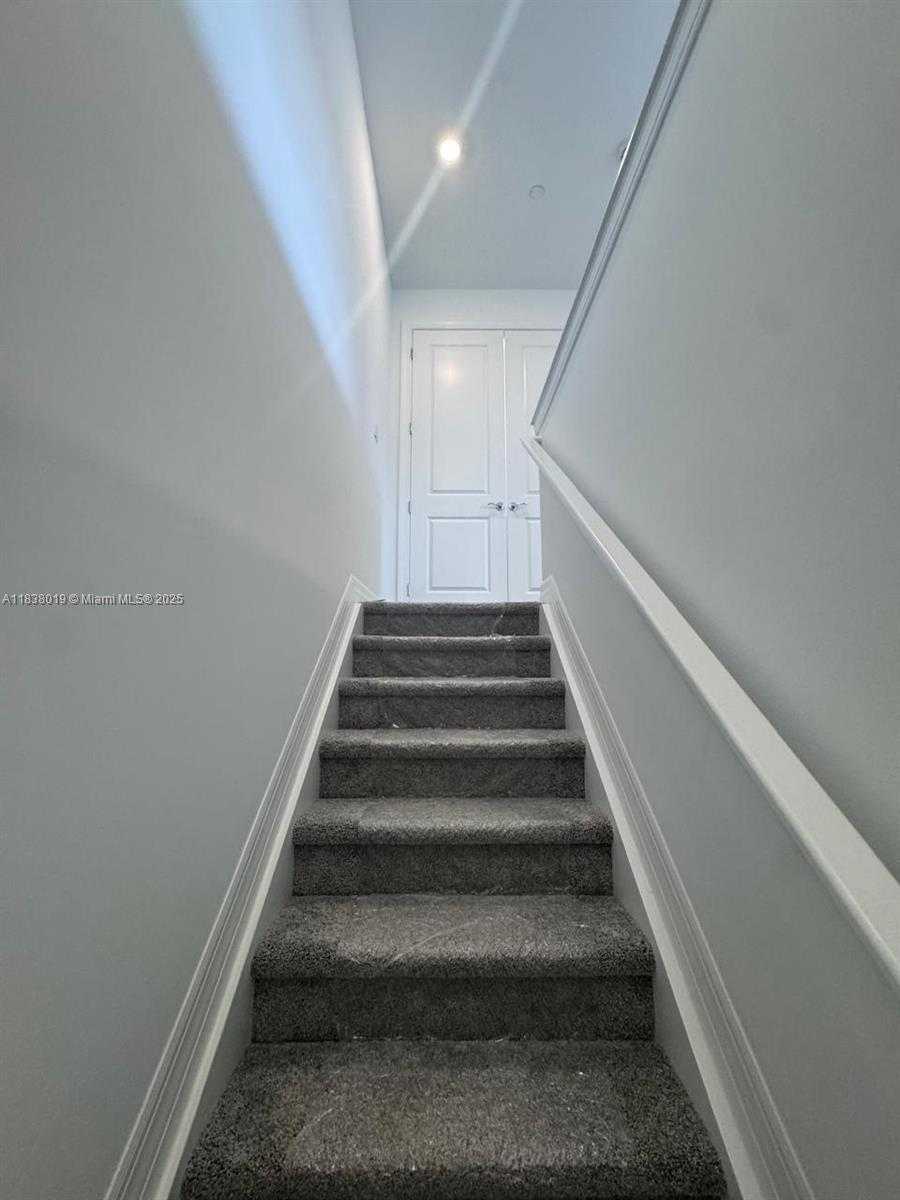 Small Image of 750 NORTH WEST 82ND TER, Plantation Number 17