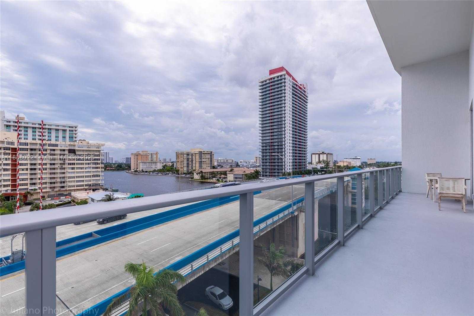 Small Image of 4010 SOUTH OCEAN DR #R509, Hollywood Number 20