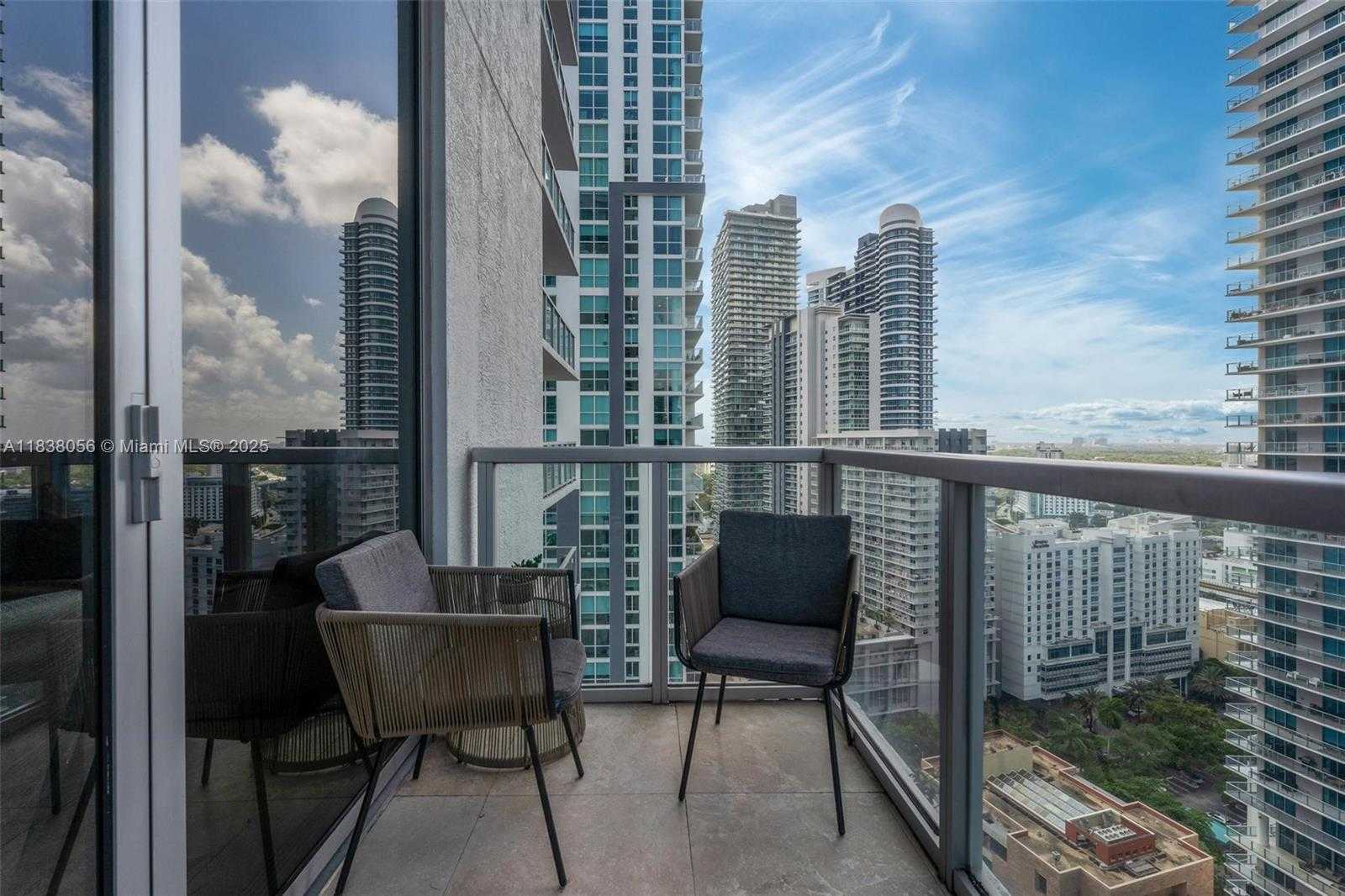 Small Image of 1050 BRICKELL AVE #2416, Miami Number 18