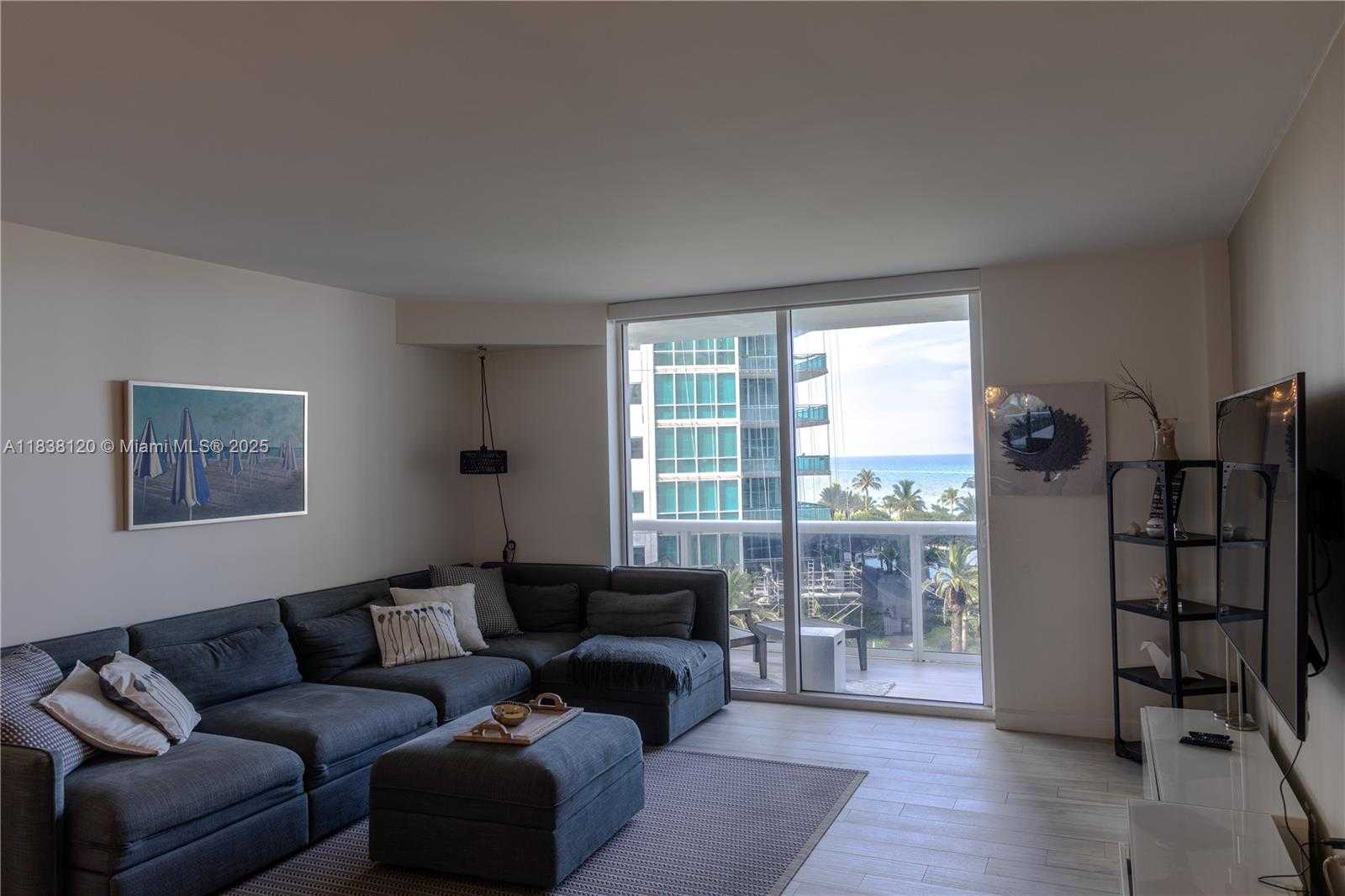 Small Image of 10275 COLLINS AVE #634, Bal Harbour Number 14