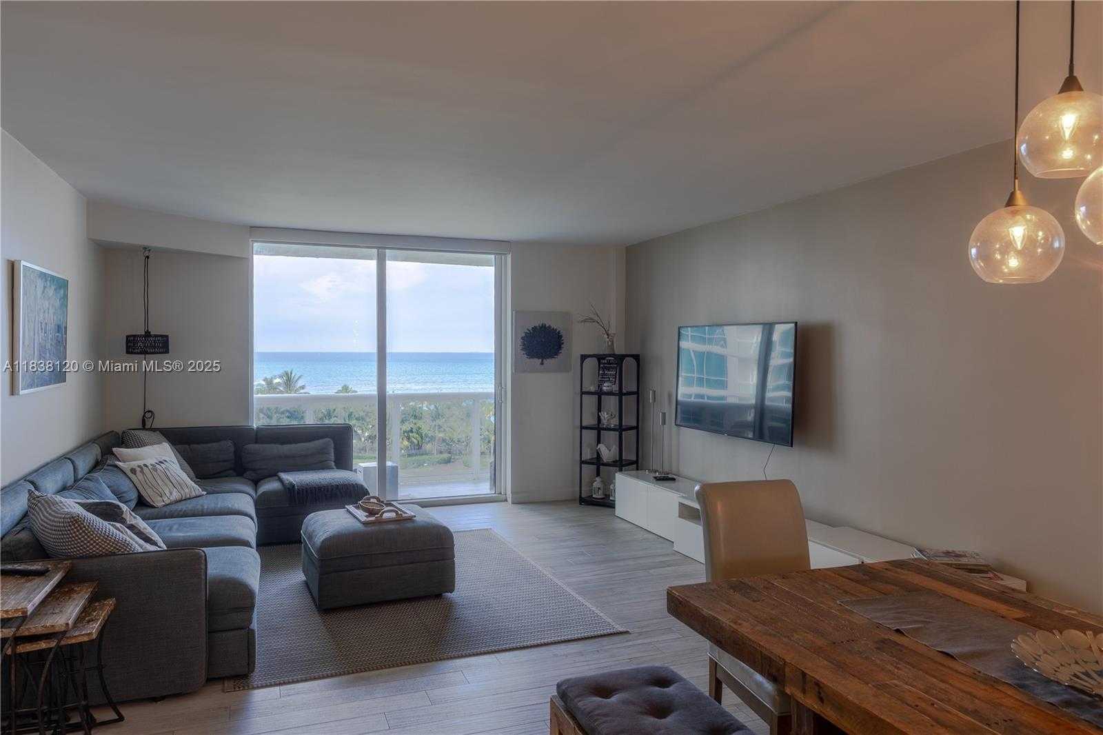 Small Image of 10275 COLLINS AVE #634, Bal Harbour Number 2
