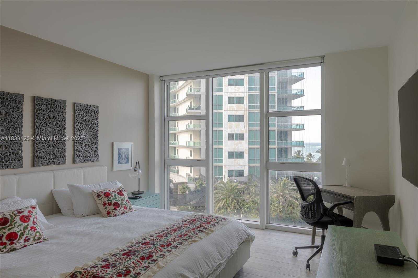 Small Image of 10275 COLLINS AVE #634, Bal Harbour Number 22