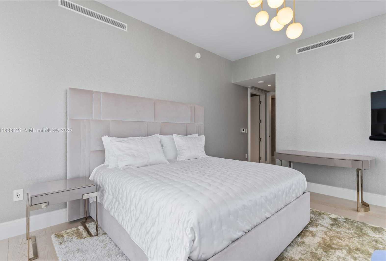 Small Image of 17975 COLLINS AVENUE #1202, Sunny Isles Beach Number 31