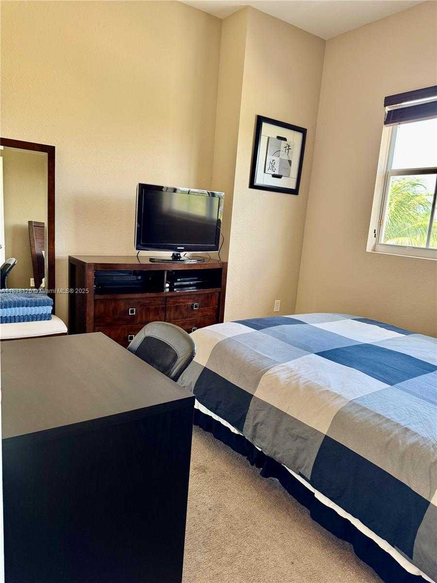 Small Image of 8800 NORTH WEST 107TH CT #202, Doral Number 25