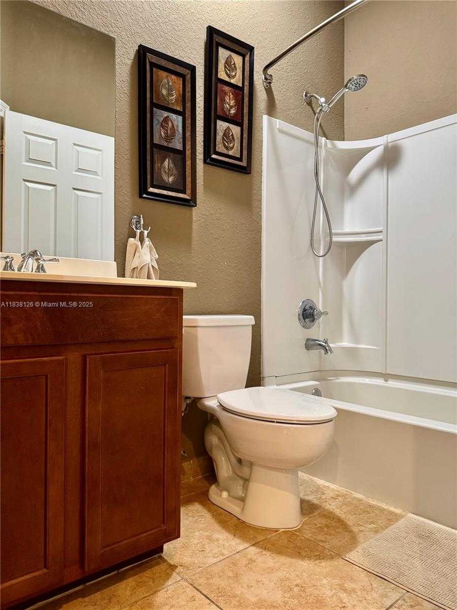 Small Image of 8800 NORTH WEST 107TH CT #202, Doral Number 27