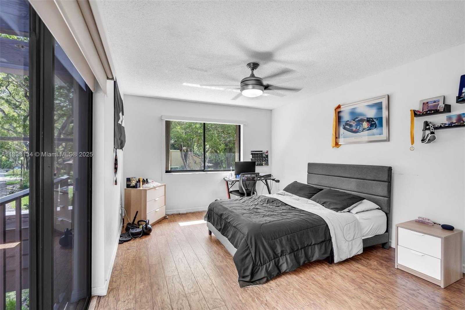 Small Image of 9931 COSTA DEL SOL BLVD #F-107, Doral Number 21