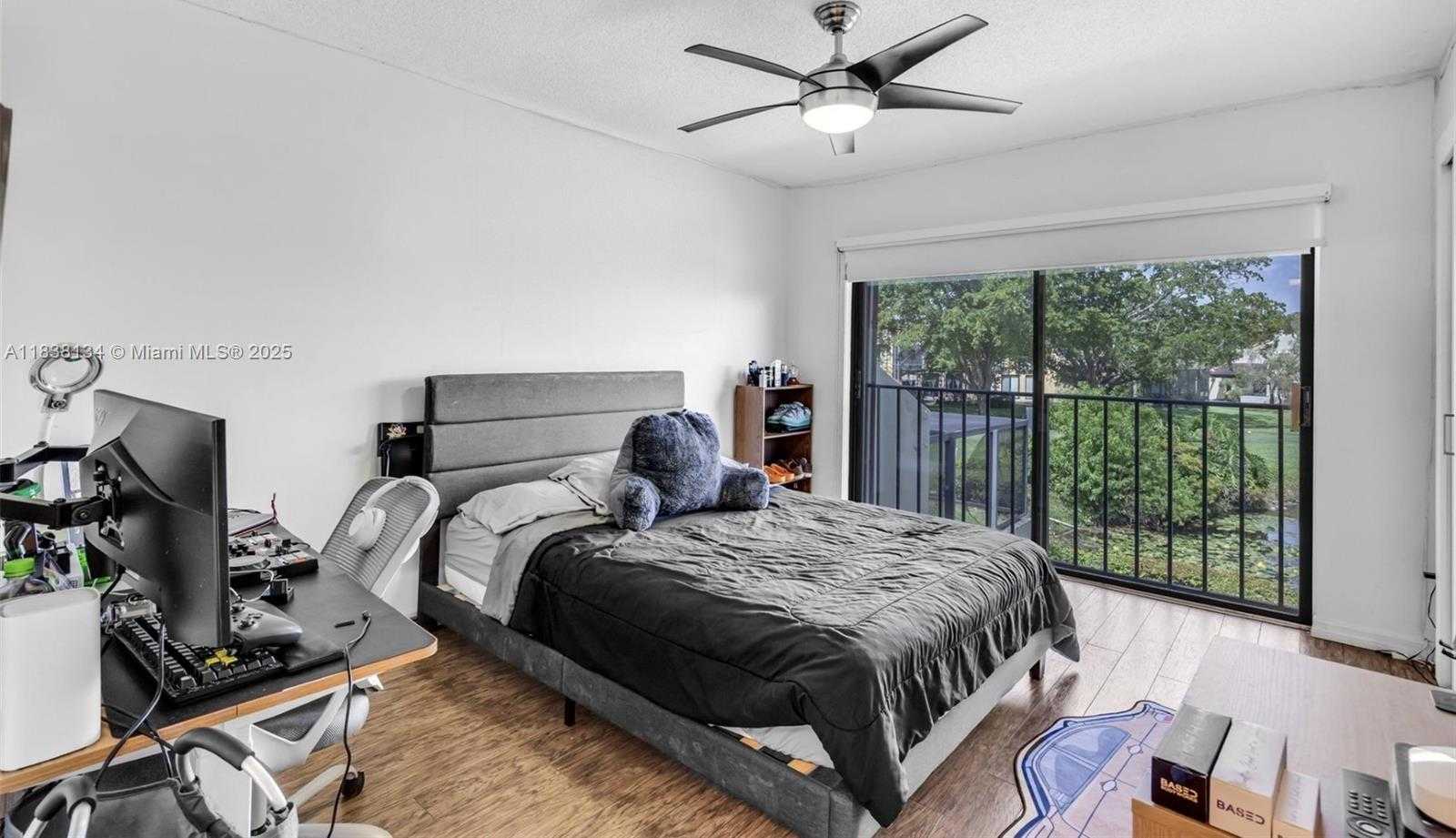 Small Image of 9931 COSTA DEL SOL BLVD #F-107, Doral Number 29