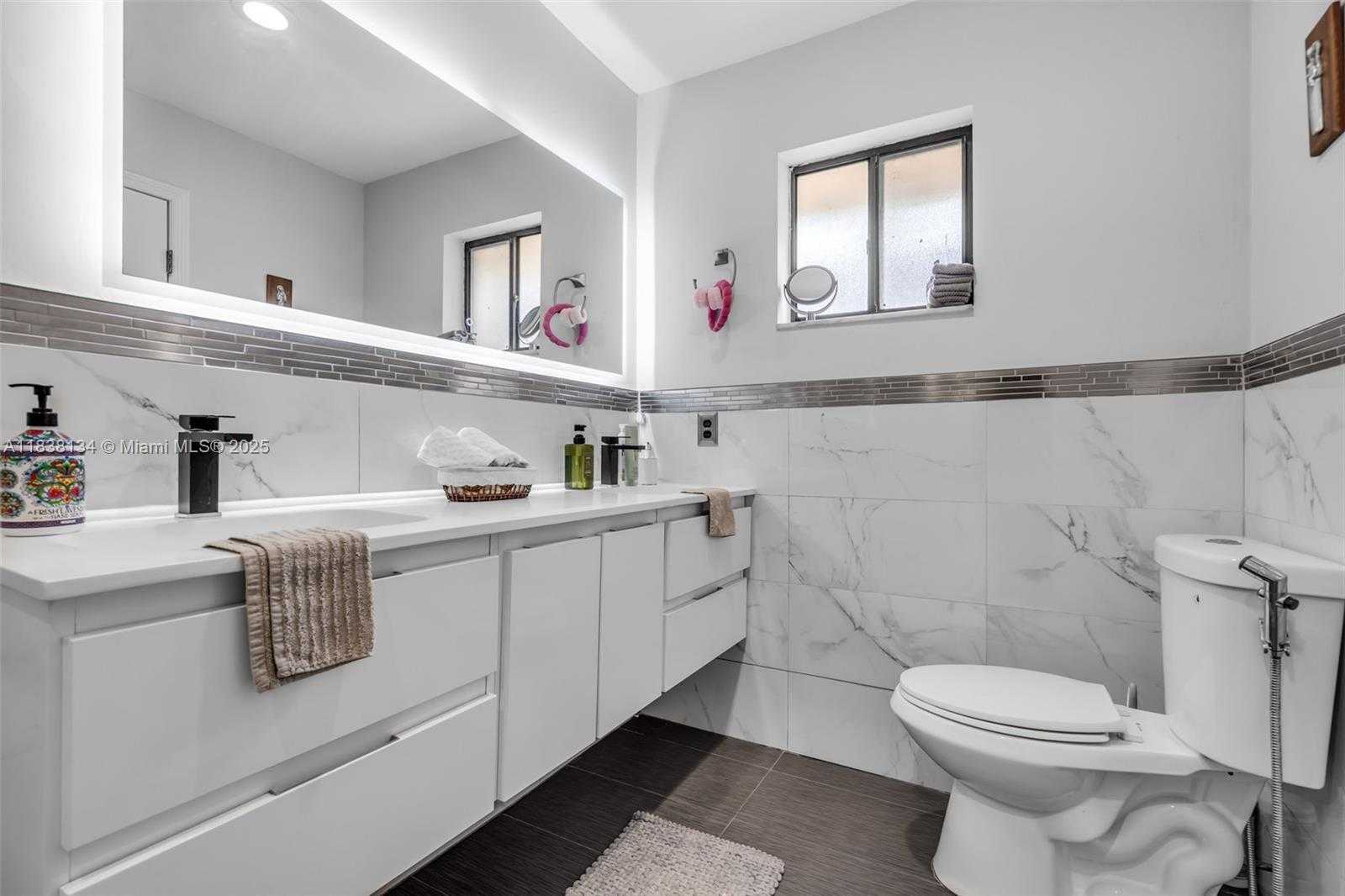 Small Image of 9931 COSTA DEL SOL BLVD #F-107, Doral Number 30