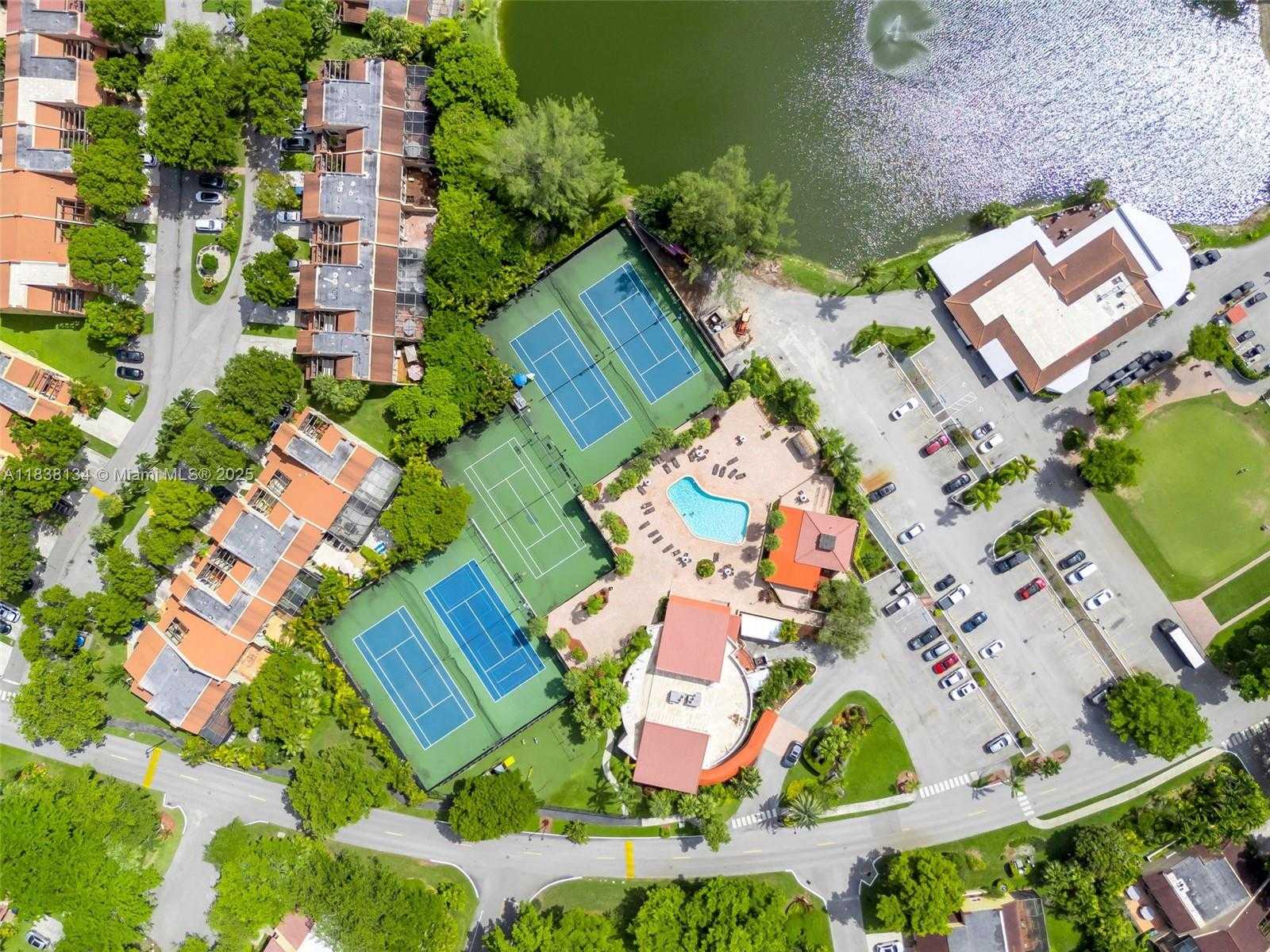 Small Image of 9931 COSTA DEL SOL BLVD #F-107, Doral Number 44