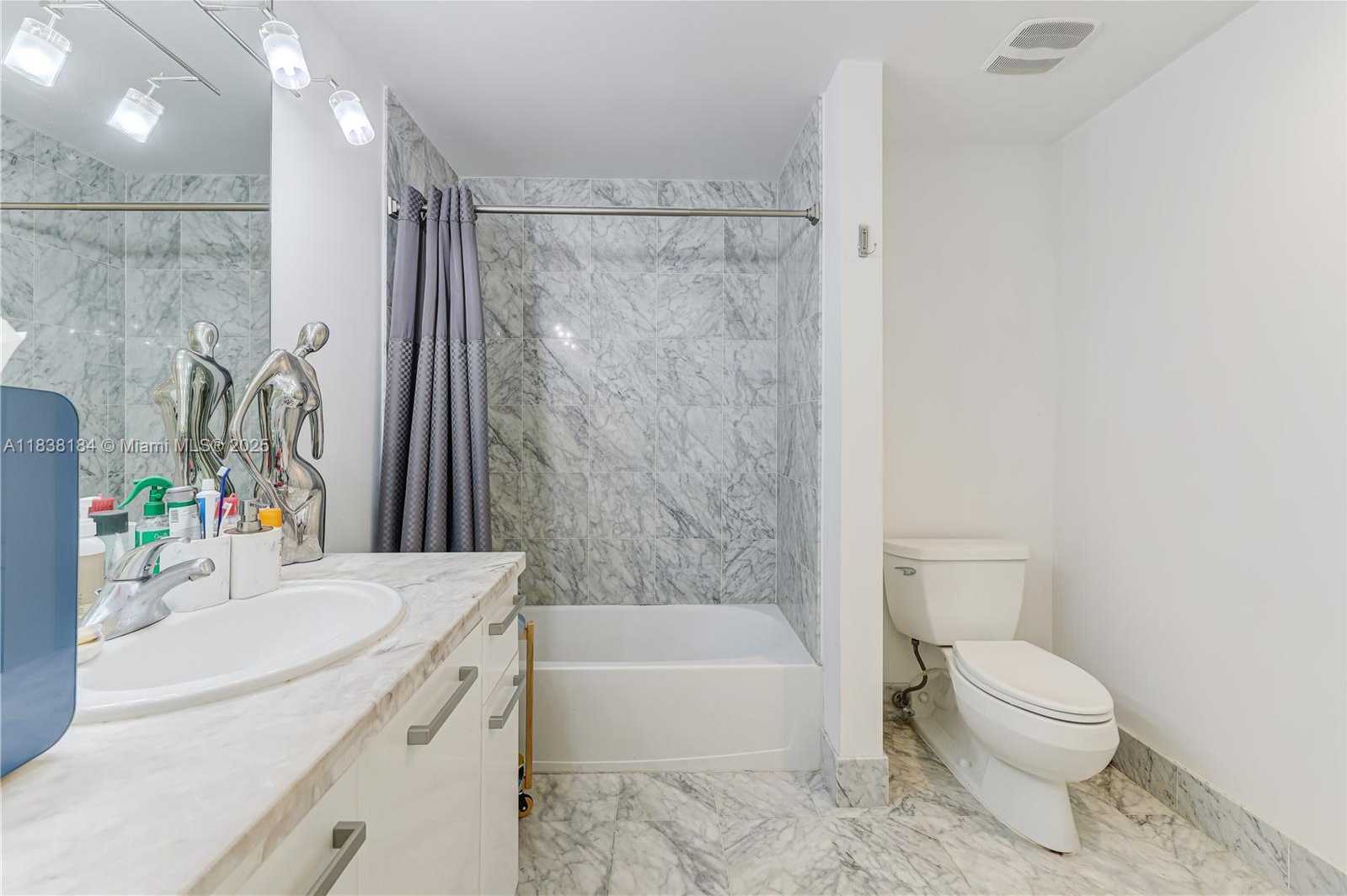 Small Image of 253 NORTH EAST 2ND ST #213, Miami Number 16