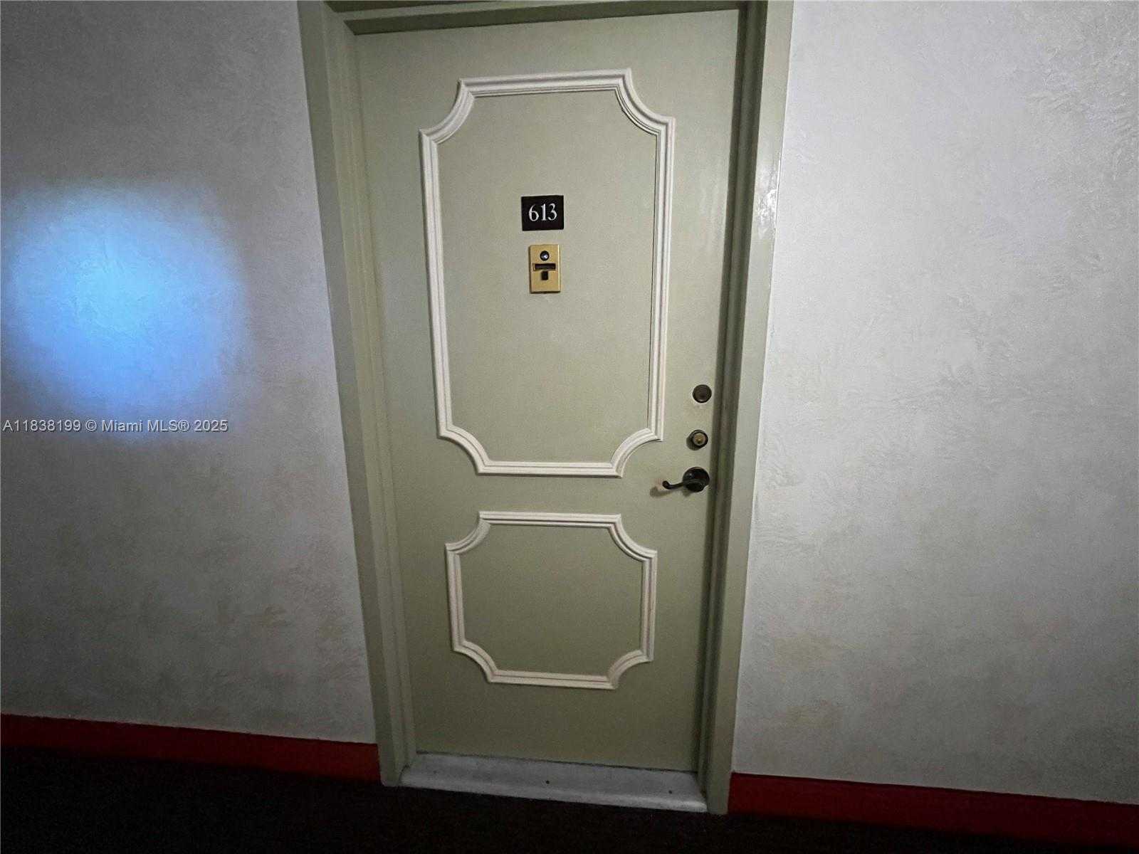 Small Image of 1300 SAINT CHARLES PL #613, Pembroke Pines Number 2