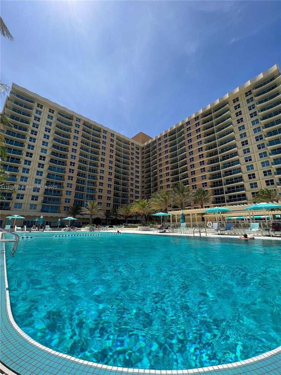 Small Image of 2501 SOUTH OSEAN DR #532, Hollywood Number 15