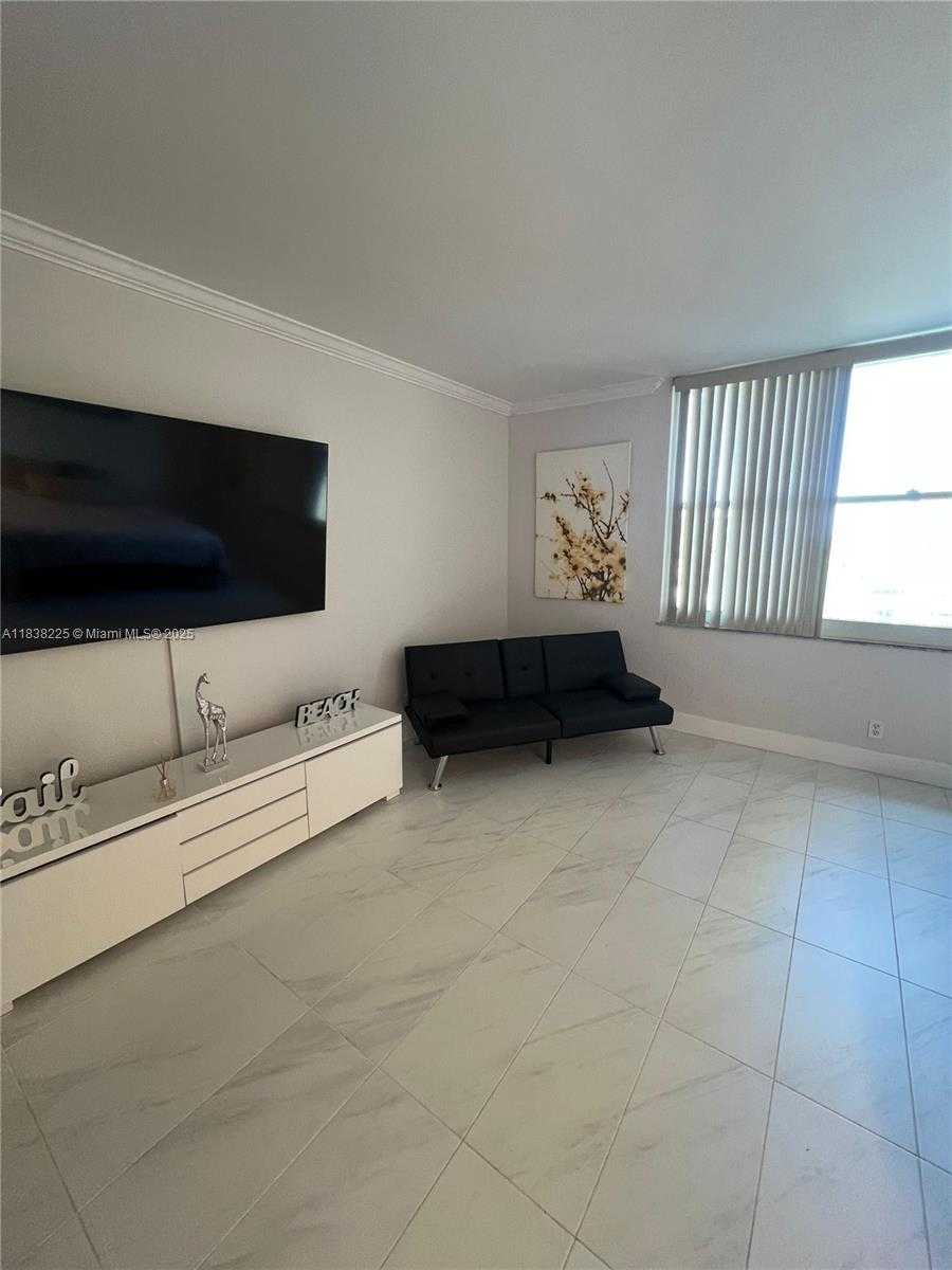 Small Image of 2501 SOUTH OSEAN DR #532, Hollywood Number 16