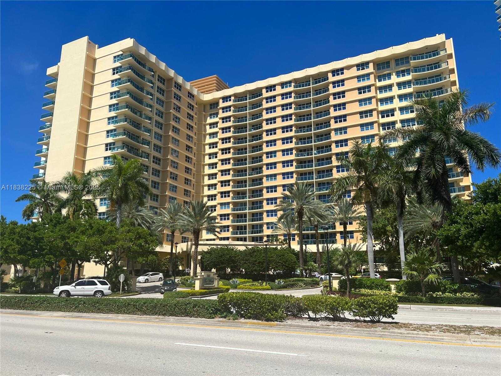 Small Image of 2501 SOUTH OSEAN DR #532, Hollywood Number 2