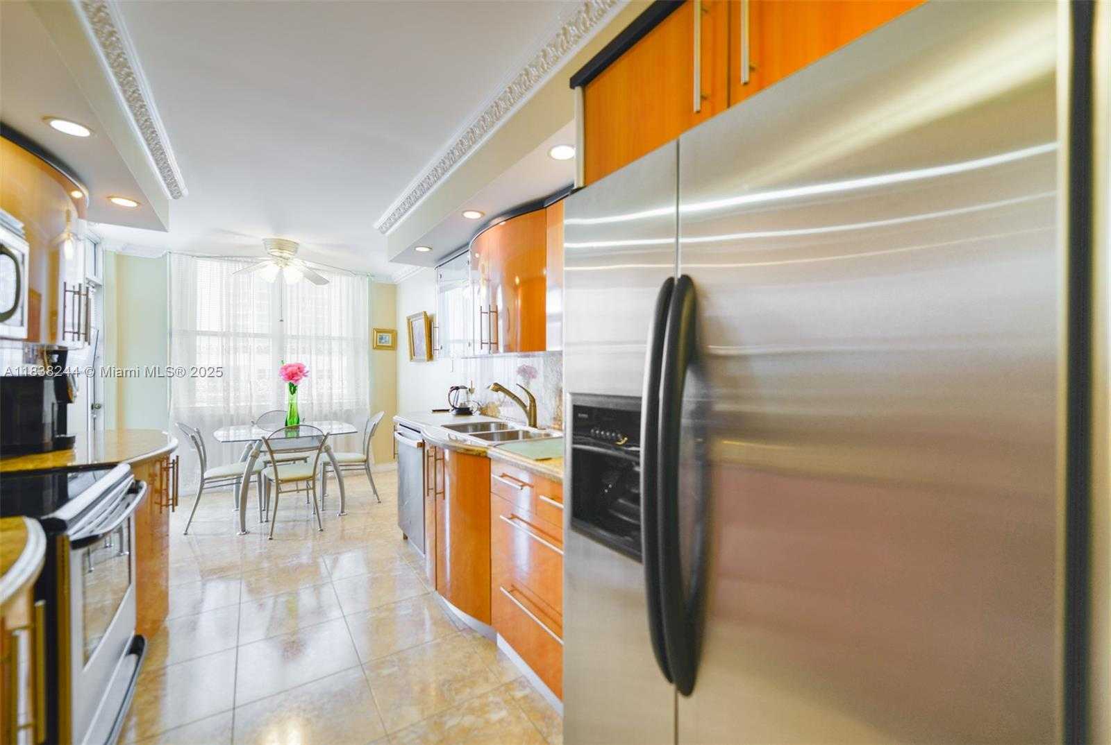 Small Image of 2751 SOUTH OCEAN DR #1707S, Hollywood Number 12