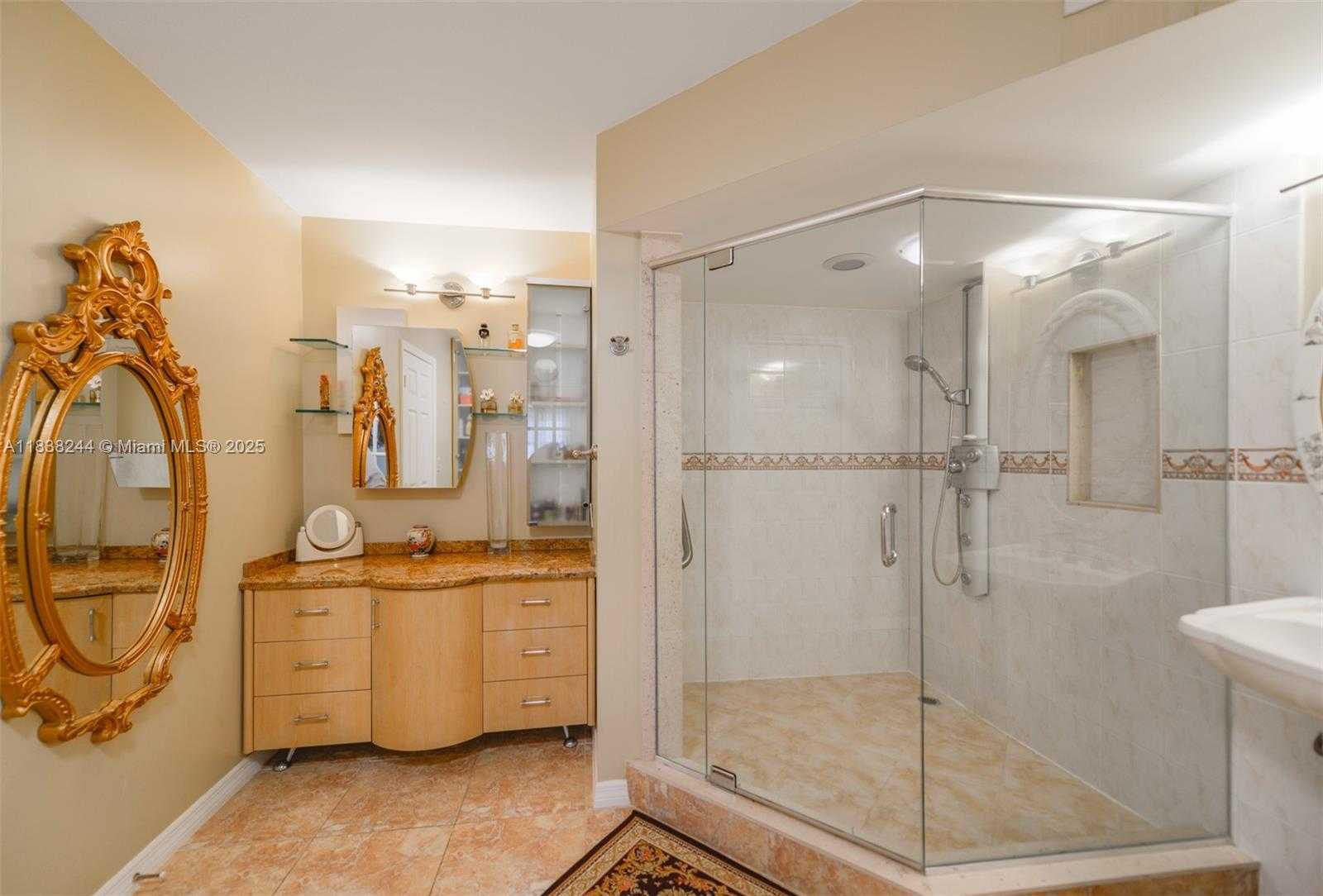 Small Image of 2751 SOUTH OCEAN DR #1707S, Hollywood Number 16