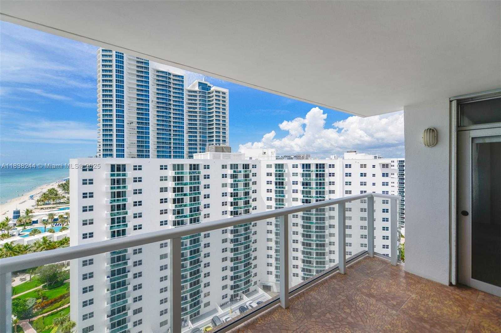 Small Image of 2751 SOUTH OCEAN DR #1707S, Hollywood Number 27