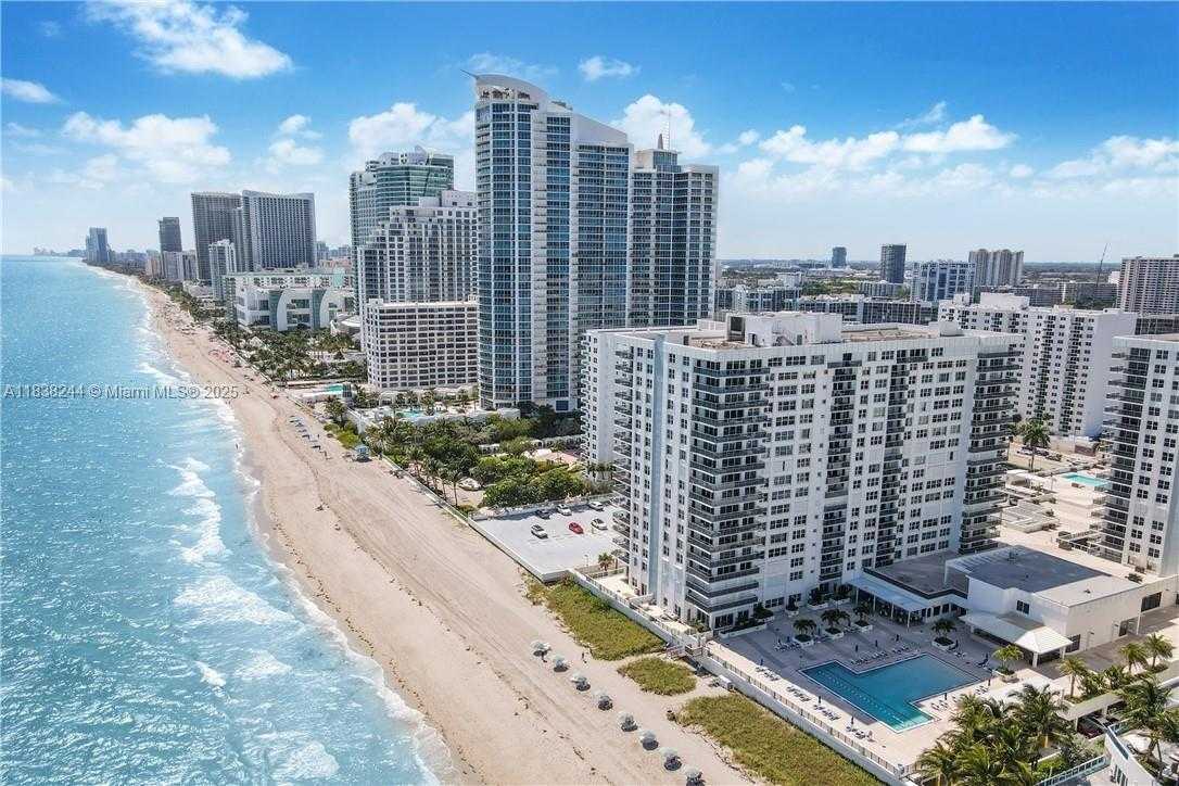 Small Image of 2751 SOUTH OCEAN DR #1707S, Hollywood Number 3