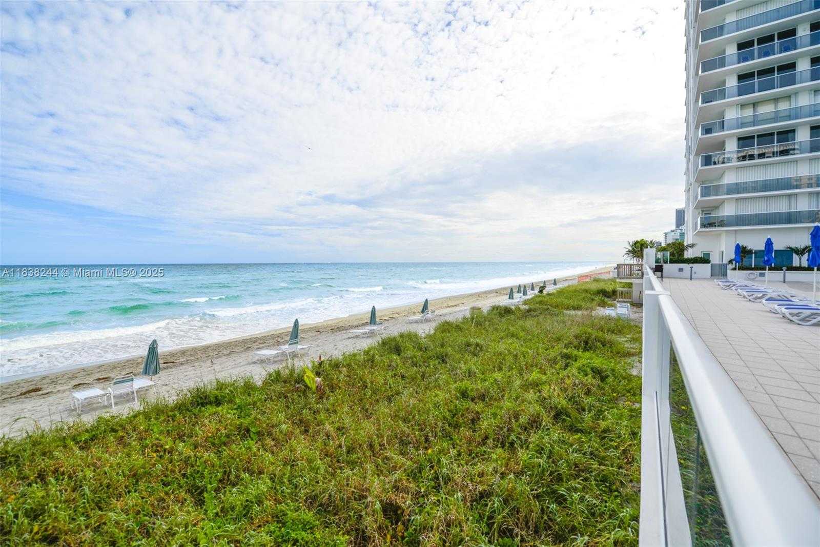 Small Image of 2751 SOUTH OCEAN DR #1707S, Hollywood Number 37