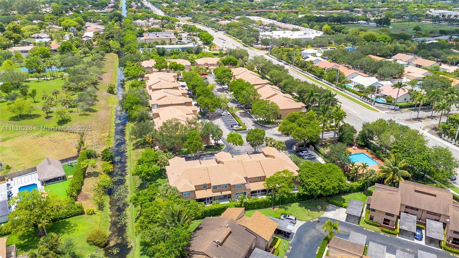 Small Image of 10104 ROYAL PALM BLVD #107-C, Coral Springs Number 32