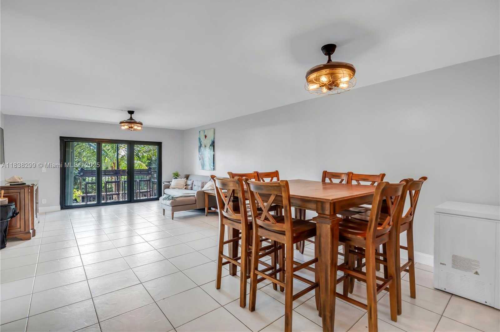 Small Image of 302 LAKEVIEW DR #202, Weston Number 17